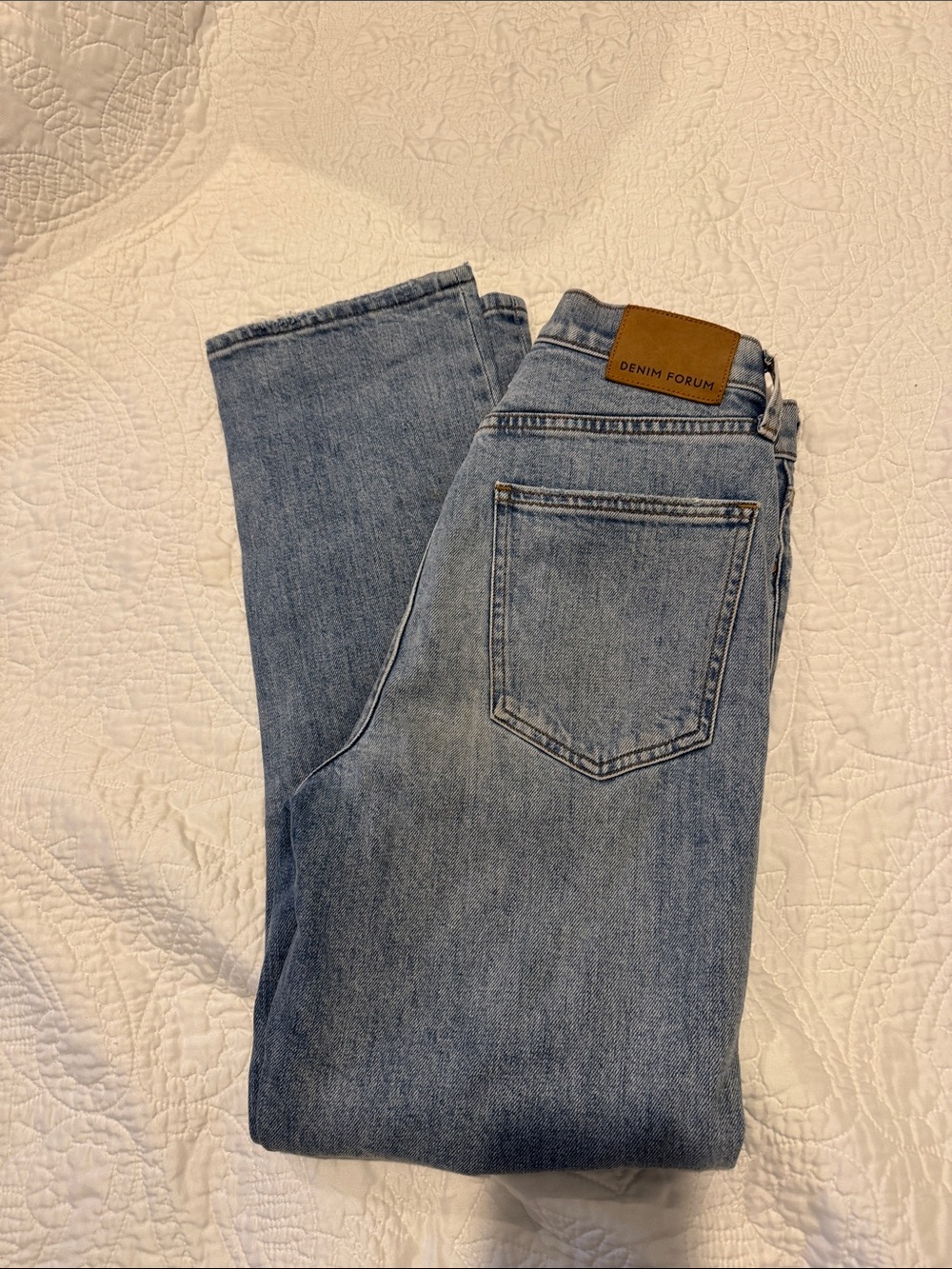Aritzia Denim Forum Harlo 26x28